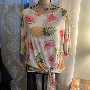 Tops 6 for 30$. FGD top sz xl euc